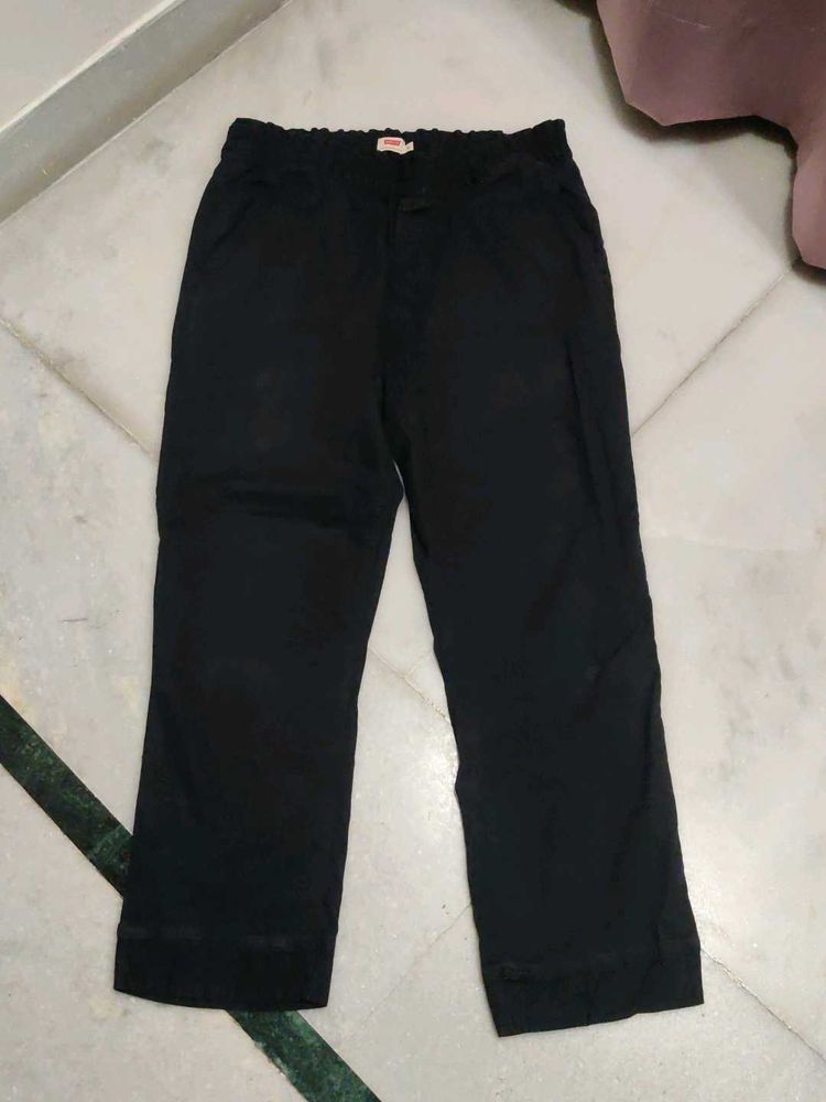 Levis Black Pants