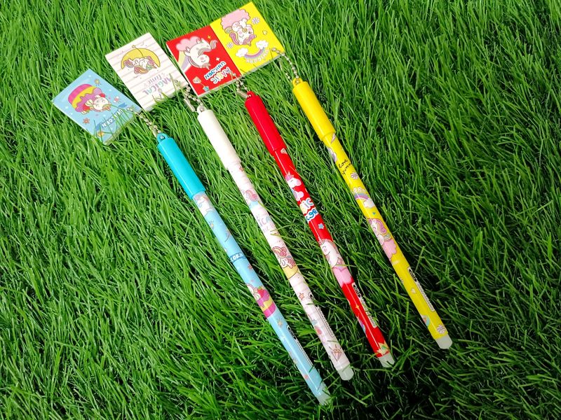 Set Of 4 Unicorn Gel Pens