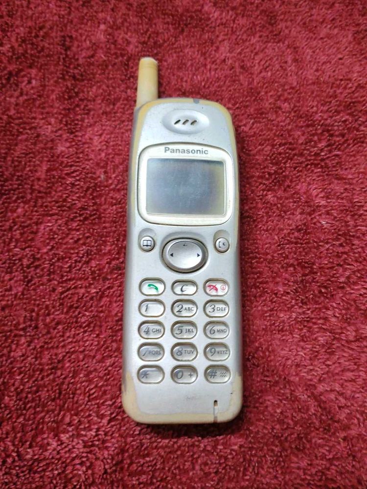 Panasonic EB-GD90 Vintage Mobile (No Charger)