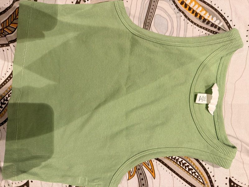 Ribbed Cropped Tank Top