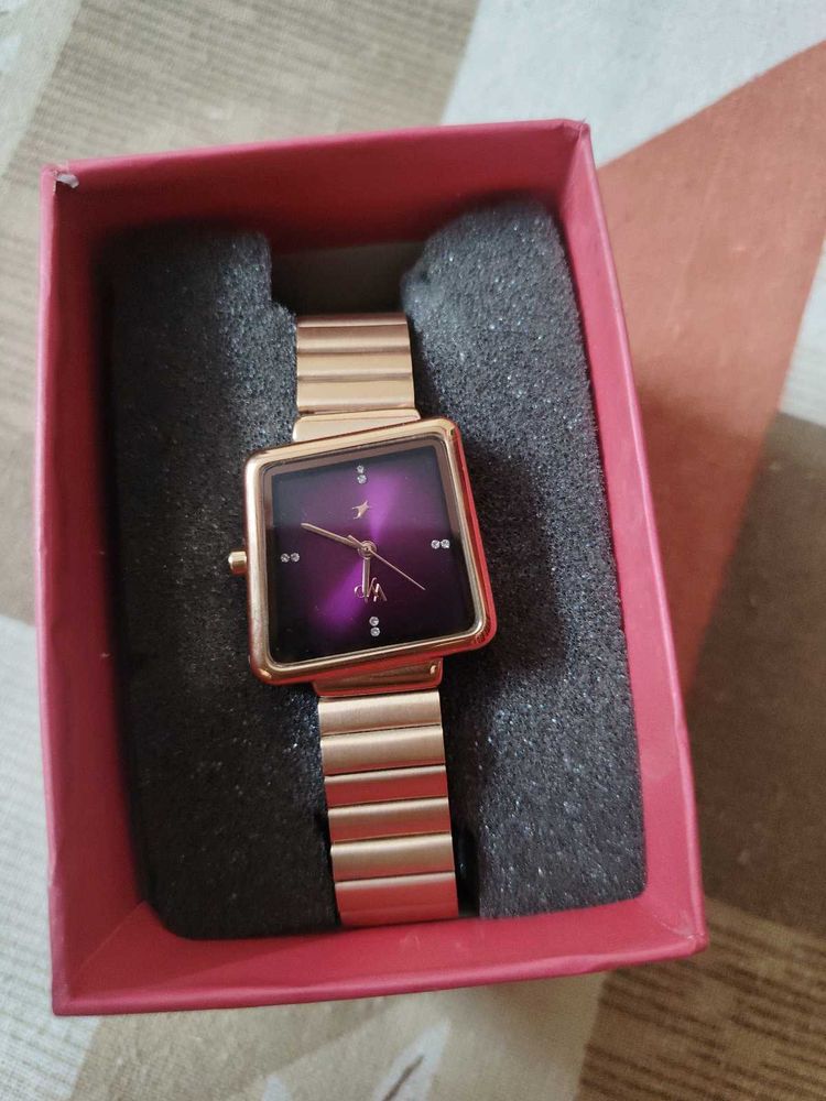 Elegant Rose Gold Square Dial Watch