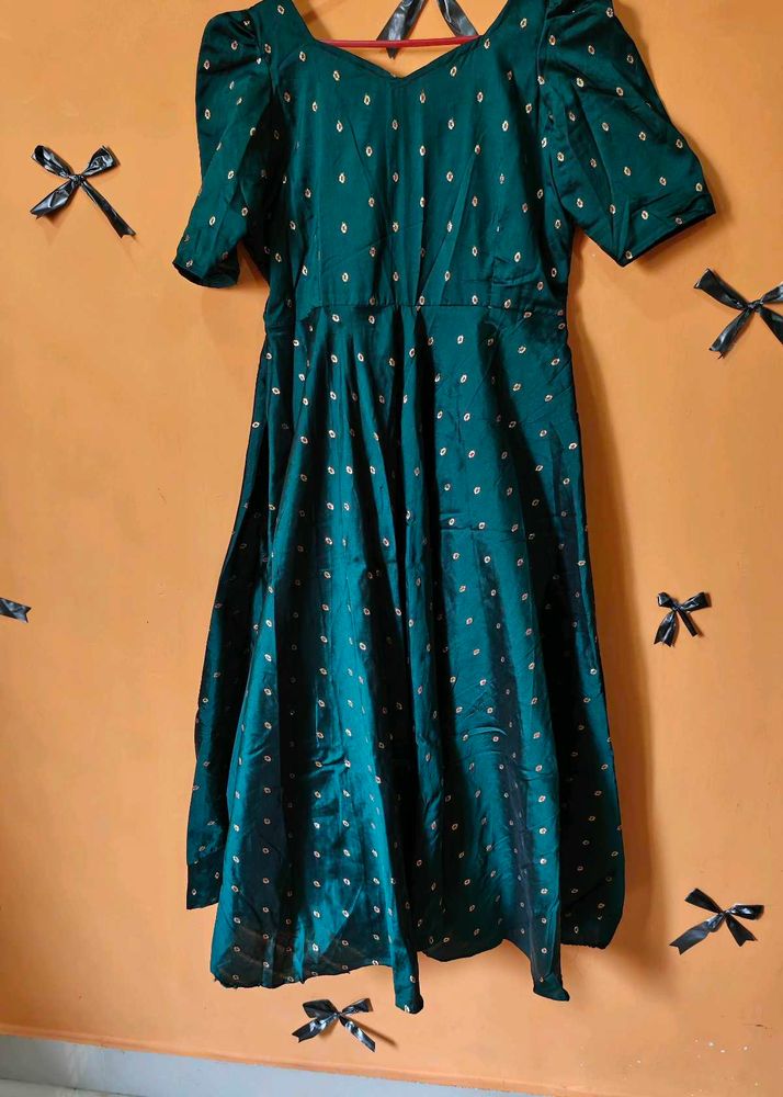 green and red duppata set