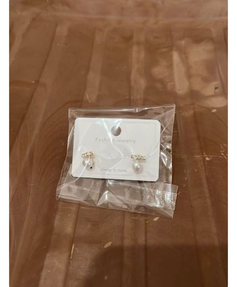 Fashion Pearl Stud Earrings