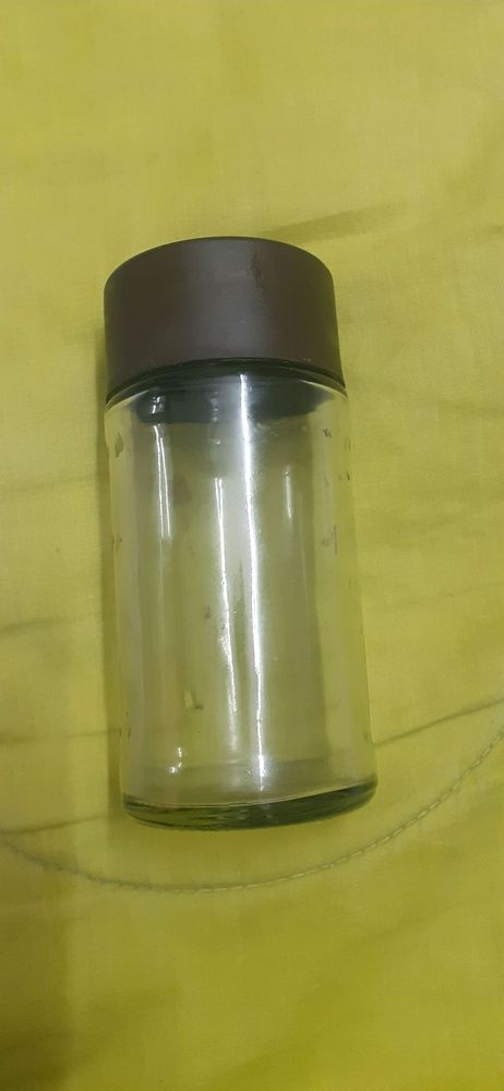 Glass bottle