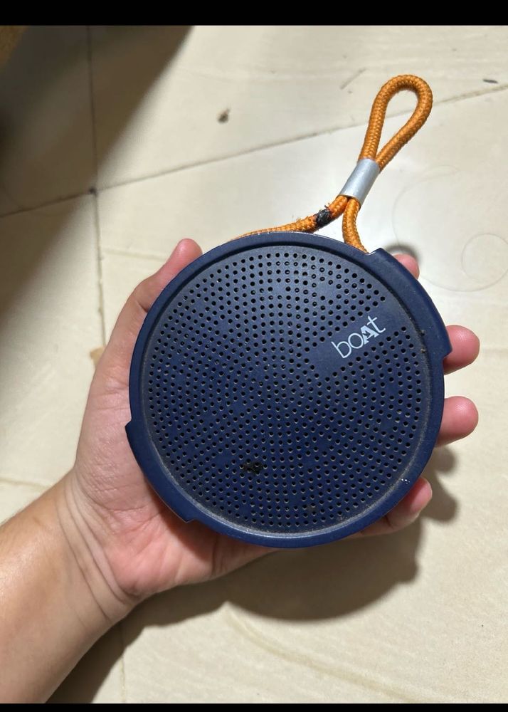 boAt Stone 230 Portable Bluetooth Speaker