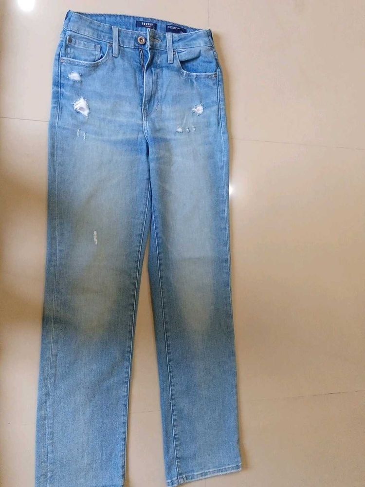 Light Wash Distressed Jeans