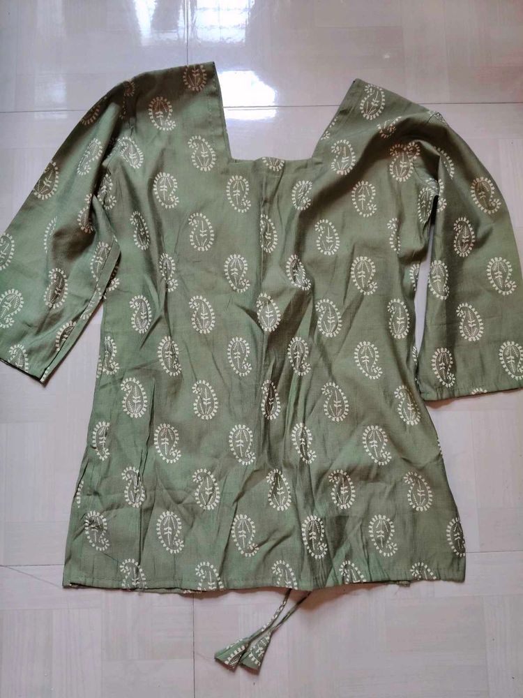 Green Paisley Print Kurta