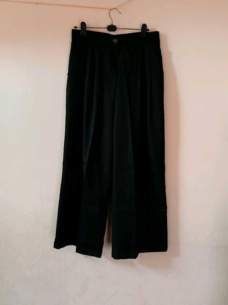 Black Wide Leg  baggy Trousers