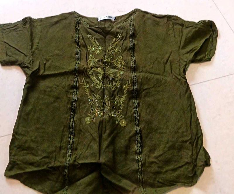 Embroidered Olive Green Kurta