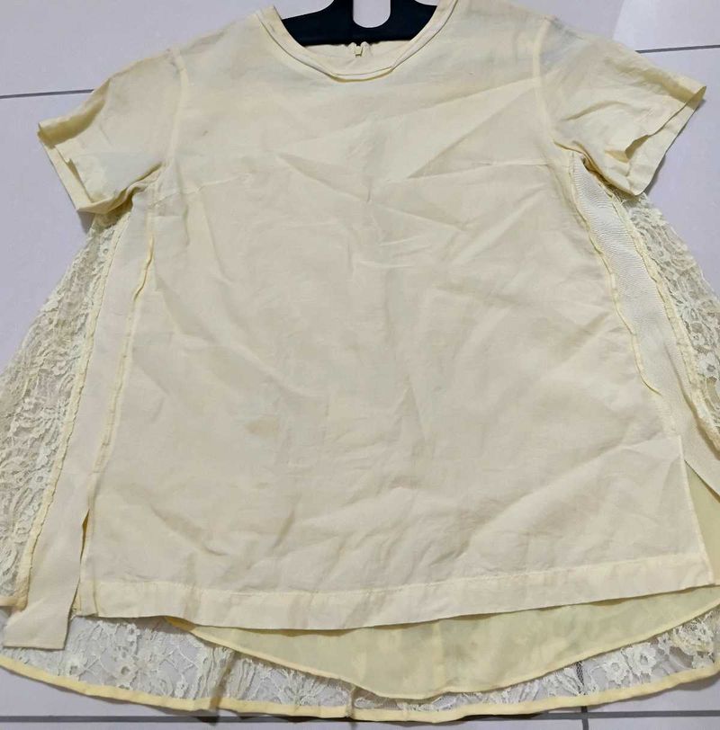 Chic Lace Trimmed Yellow Top