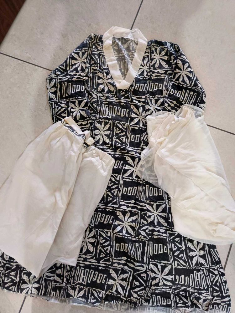 A line kurta with afghani salwar