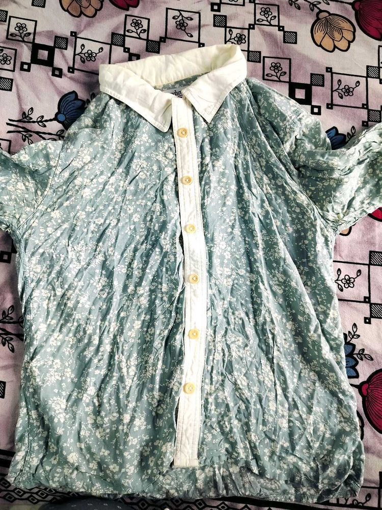 Floral Print Top with Classic Collar