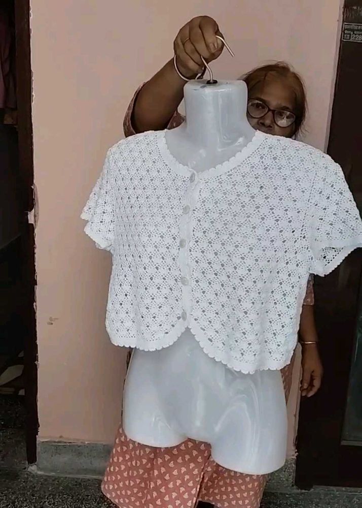 White Crochet Lace Cropped Shrug/Cardigan (Bust 40