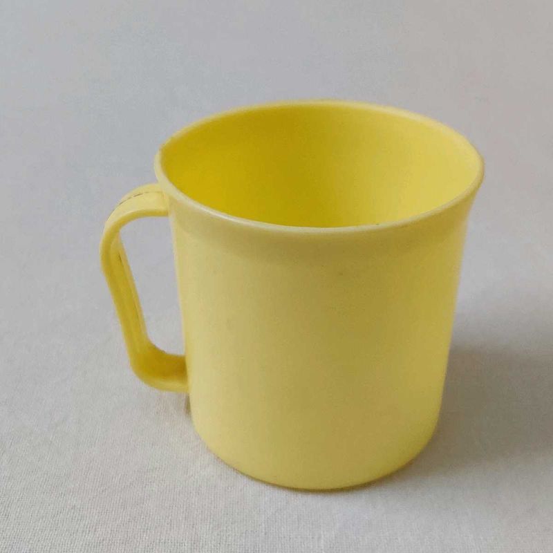 Set of 2 Mugs - Yellow &amp; Pink