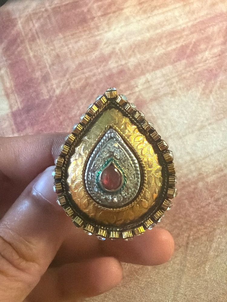 Exquisite Teardrop Red Stone Ring