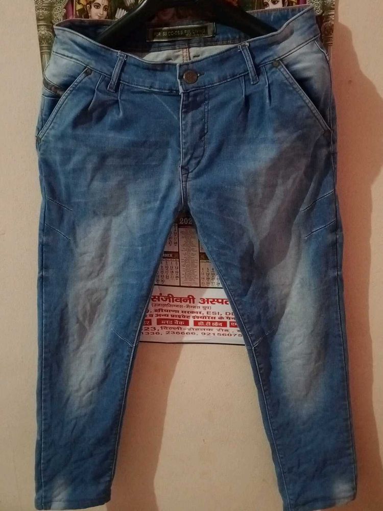 light blue shade jeans for men