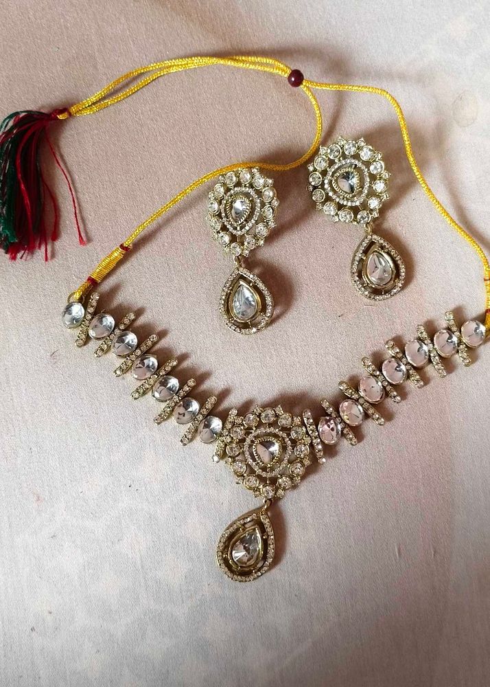 Kundan Necklace and Earring Set