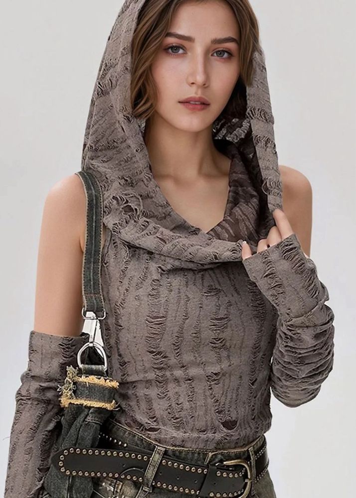 GOTHIC TOP WITH SLEEVES