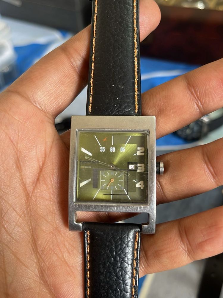 Fastrack Unique Square Watch With Sub Hand Second