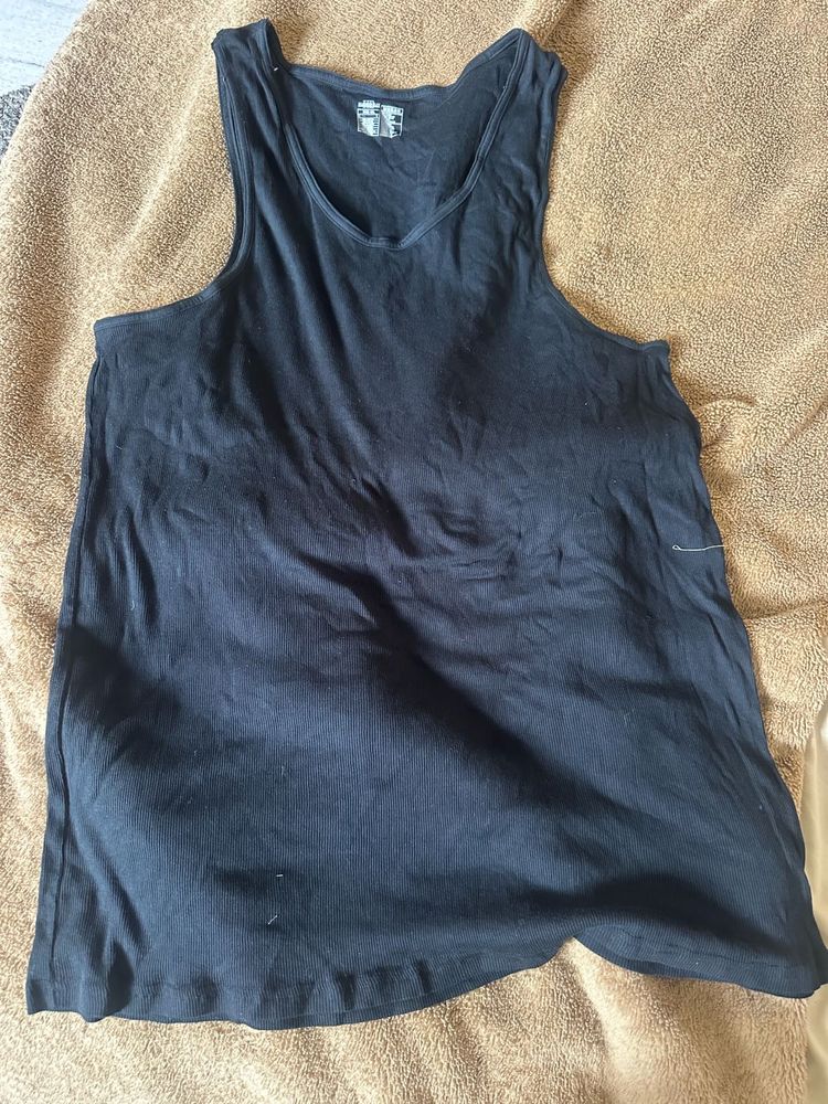 Black V-Neck Tank Top - 4XL
