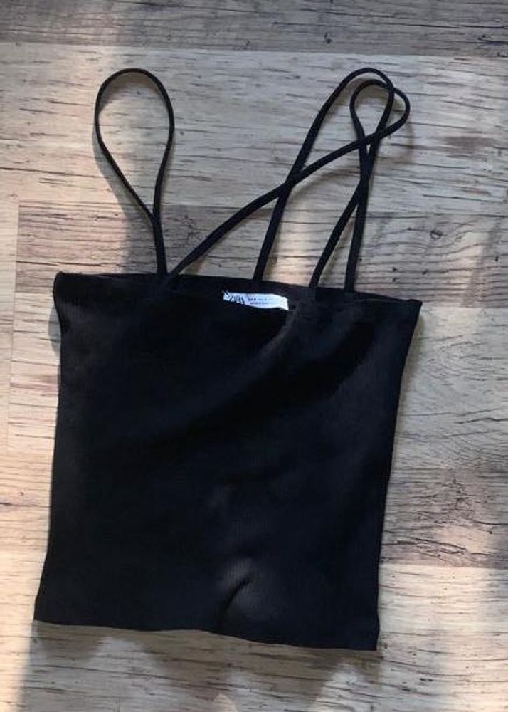 Black Spaghetti Strap Cropped Top