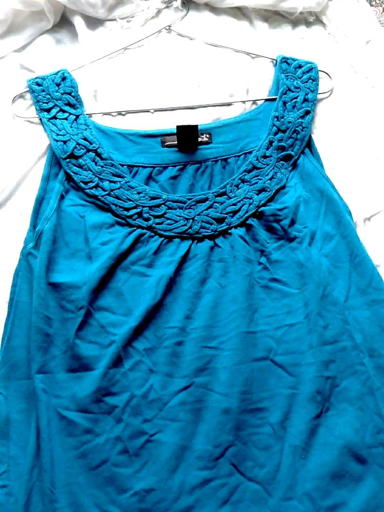 Women Top