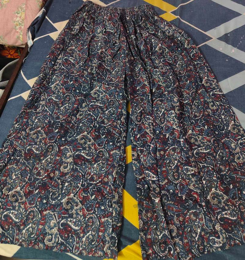 Flowy Palazzo Pants with Paisley Print