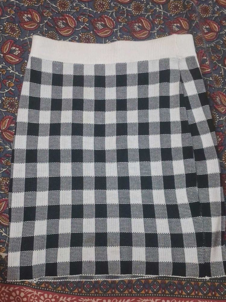 Gingham Knit Mini Skirt