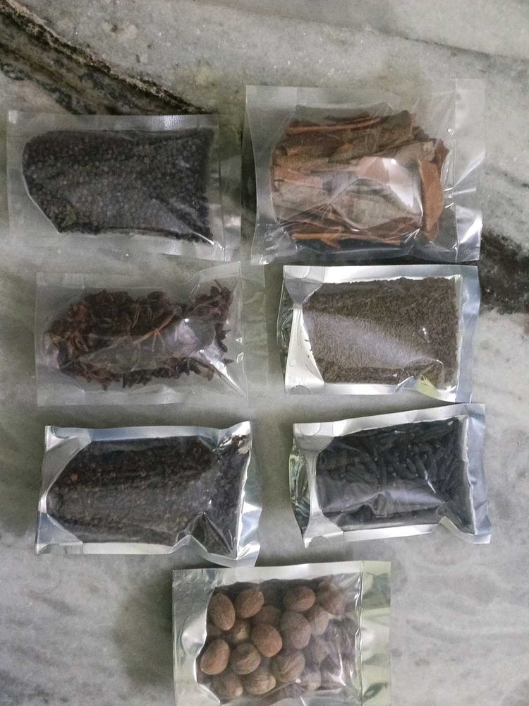 Assorted Spices - Freshly Packed