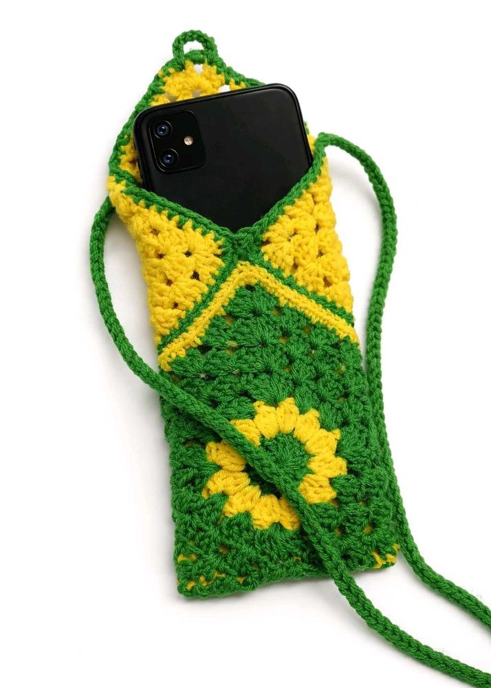 Crocheted Phone Pouch