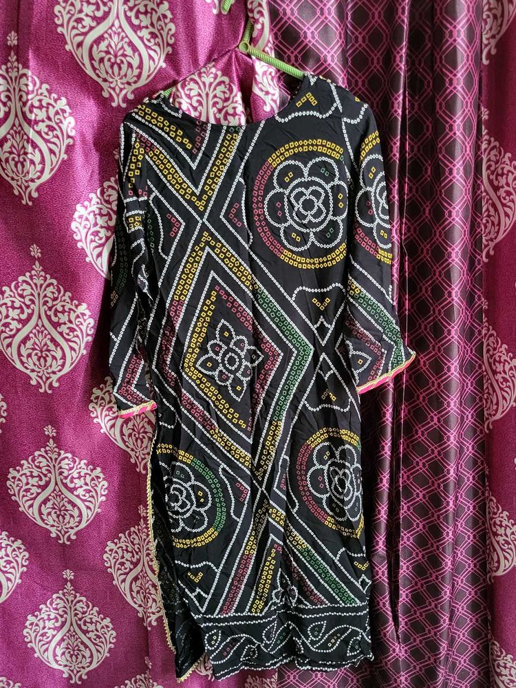 Anghrakha Bandhani gotta patti lace Kurti