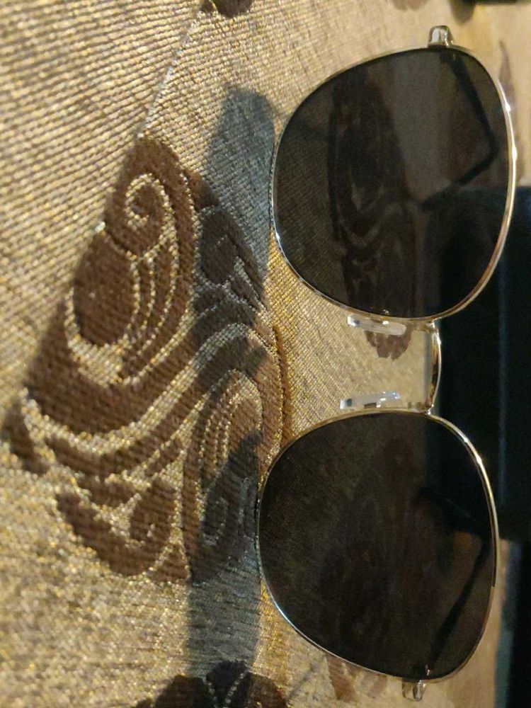 Stylish Round Sunglasses