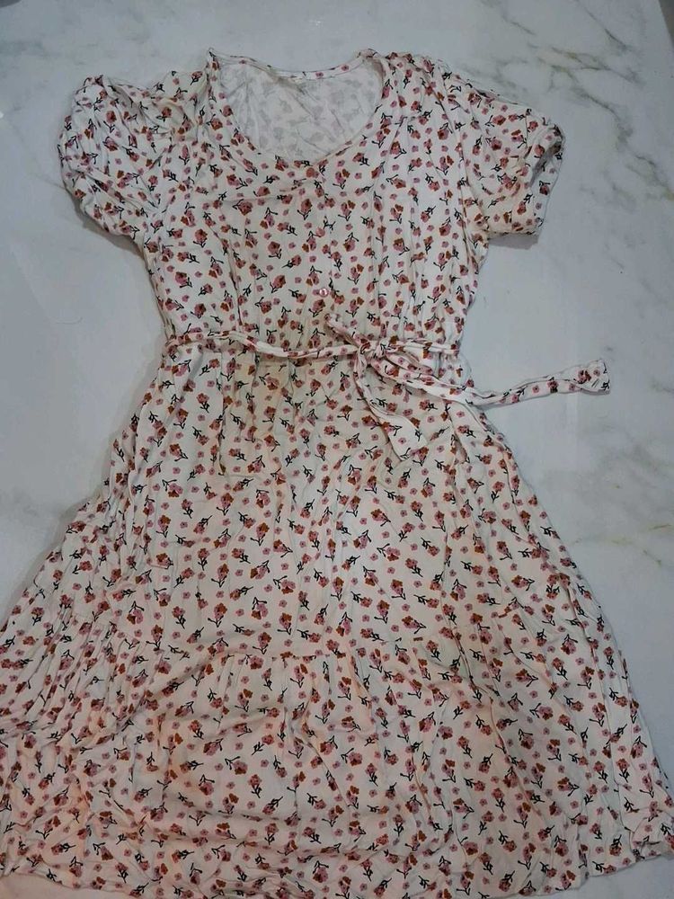 Floral Print Midi Dress with Tie Waist