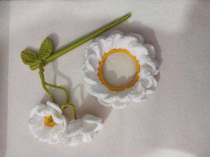 Handmade Crochet Flower Hair Pin