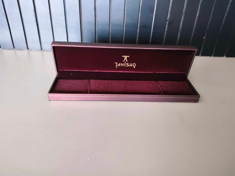Tanishq Jewellery Box