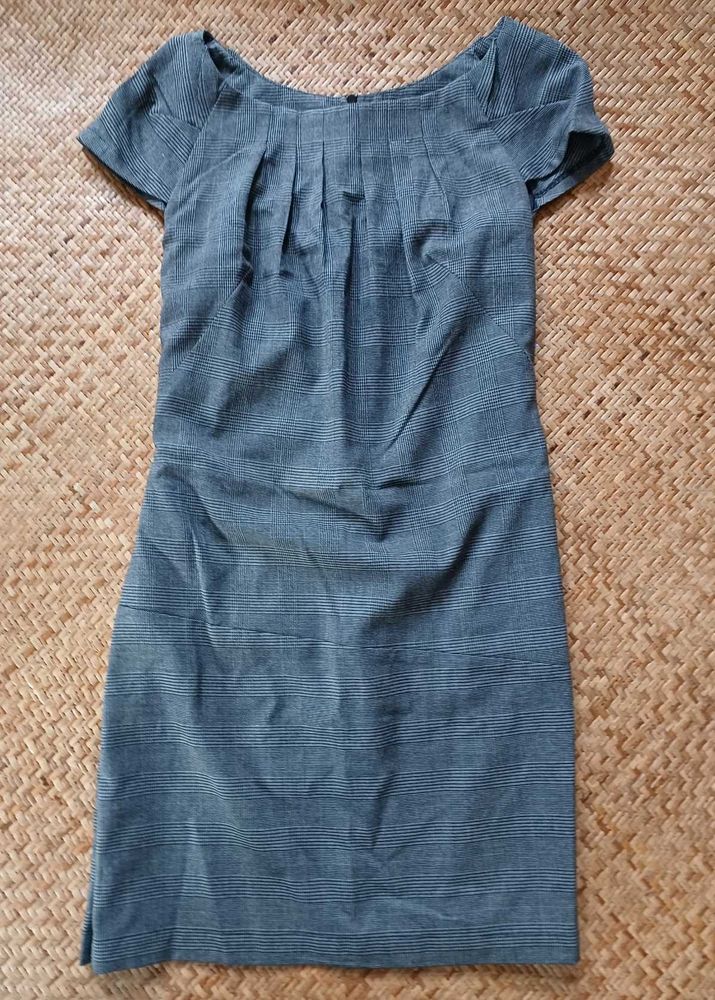 Chic Grey Dress