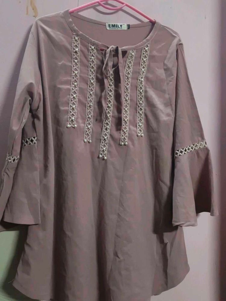 Elegant Embroidered Kurta