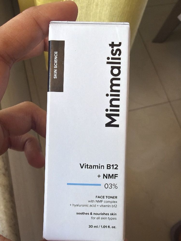 Minimalist Vitamin B12 Face Toner —30ml