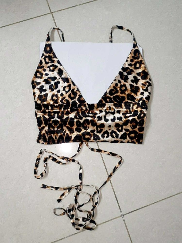 Leopard Print Tie-Up Crop Top no 125