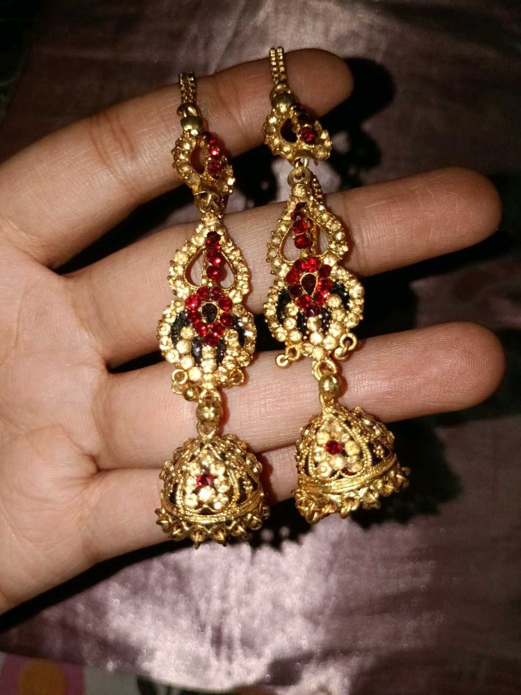Exquisite Gold &amp; Red Stone Jhumka Earrings