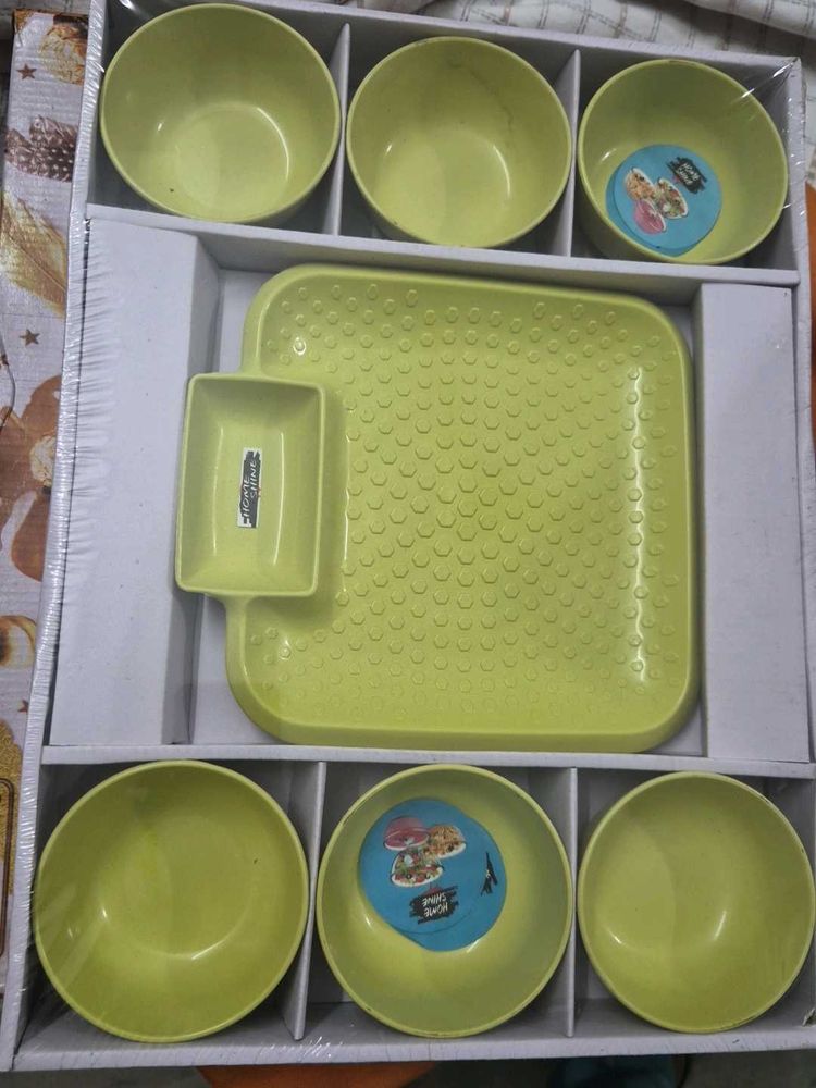 Green Serving Bowl Set with Platter