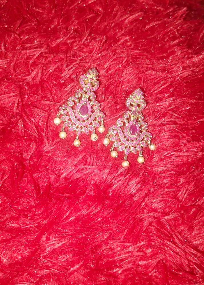 Elegant Pink Stone &amp; Pearl Dangle Earrings