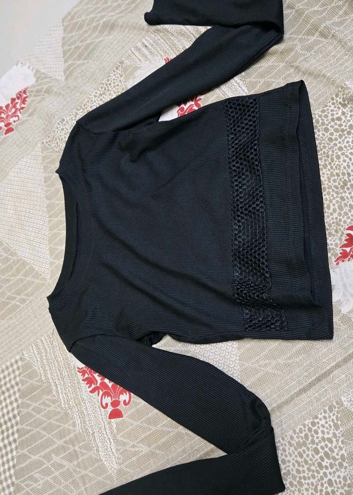 Next pattern crop top