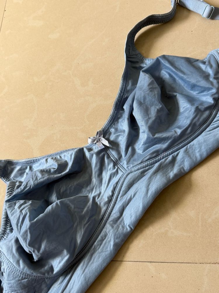 full coverage Comfortable Light Blue Bra