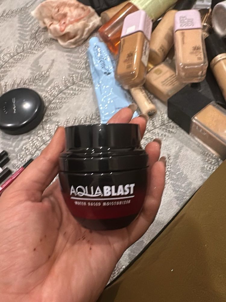 AquaBlast Water Based Moisturizer