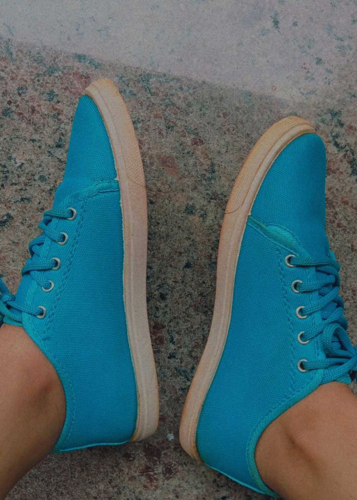 Casual Shoes For Daily Use