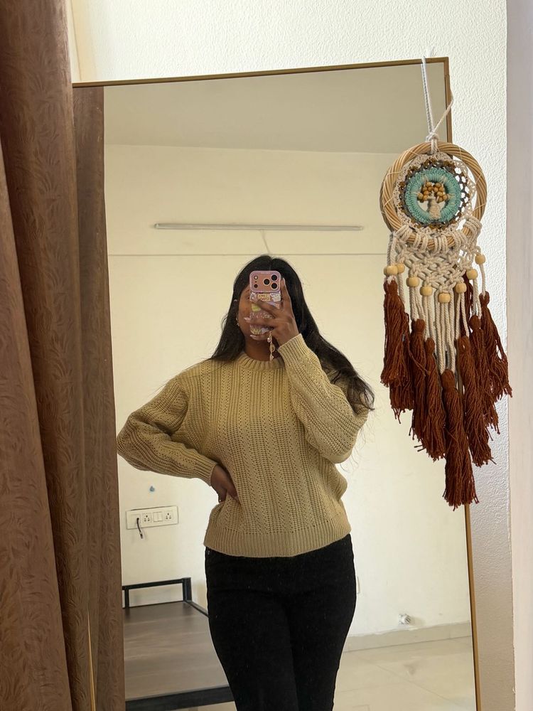🤎 Cozy Beige Knit Sweater 🧶