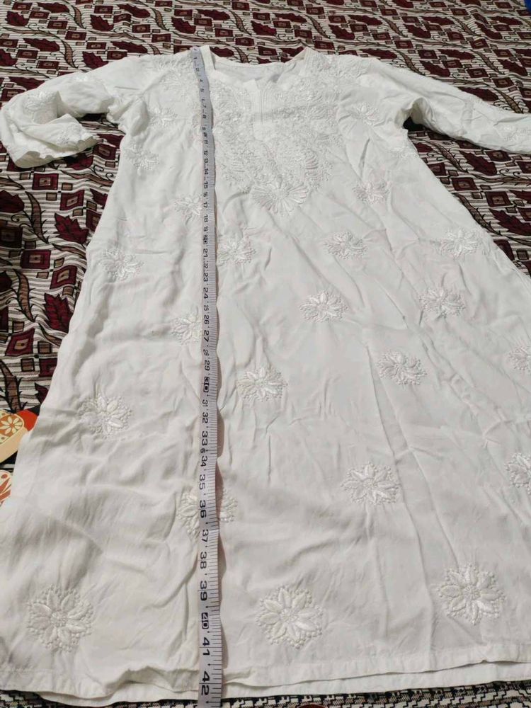 Selling - lucknowi chikankari Kurta