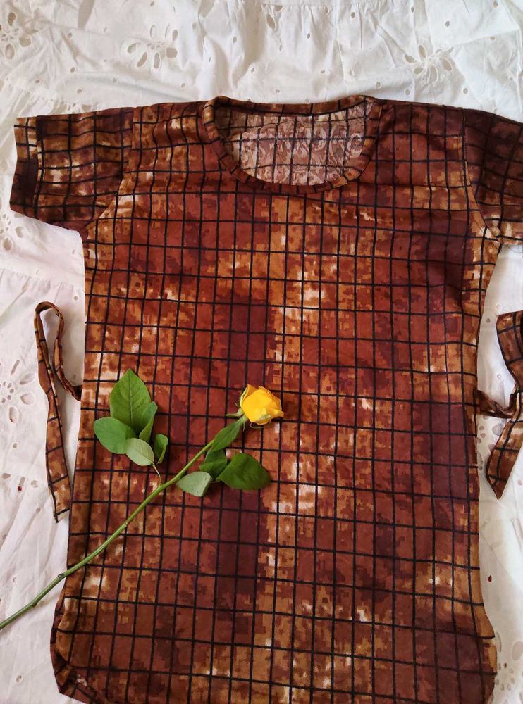 Stylish Printed Round-Neck Top