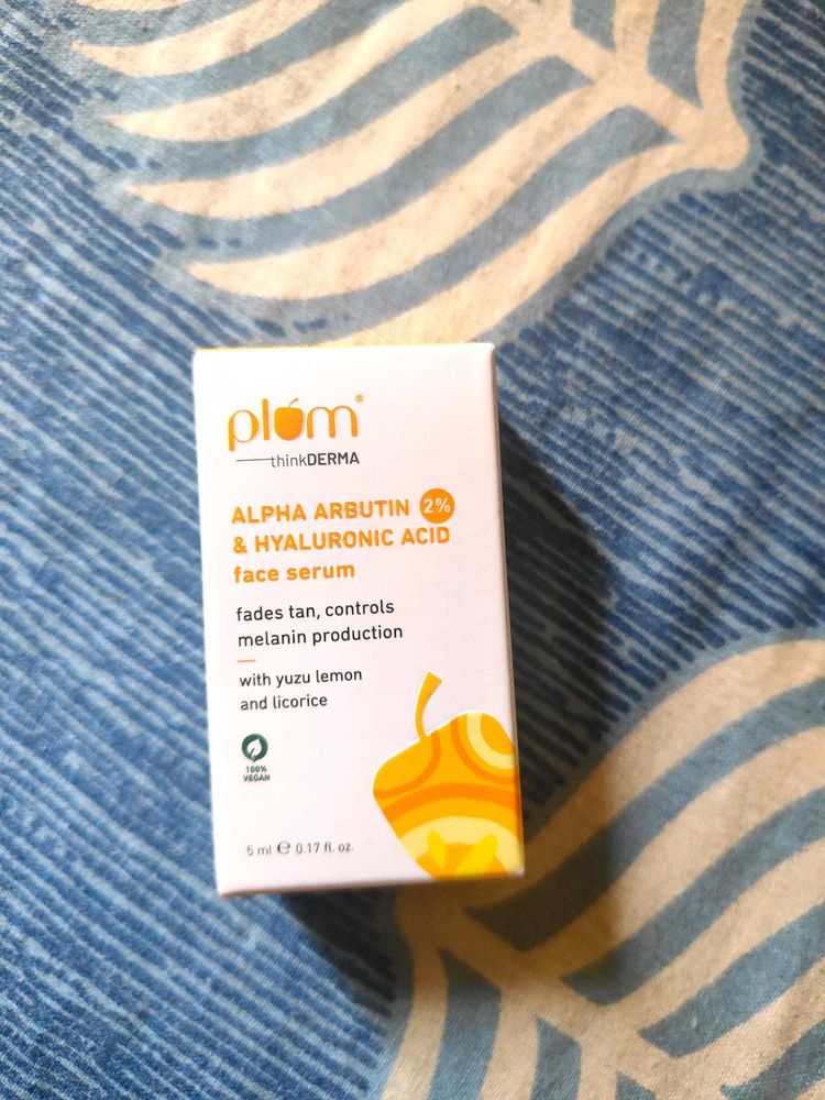 Plum Alpha Arbutin &amp; Hyaluronic Acid Serum